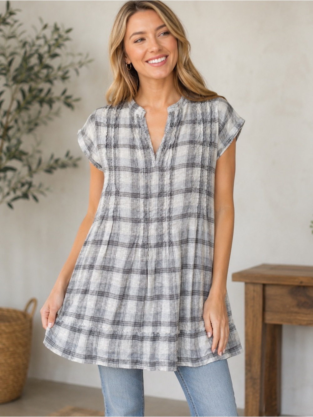 CP Shades Linen Tunic Top Grey Plaid Pintuck Coastal Grandmother Size Medium